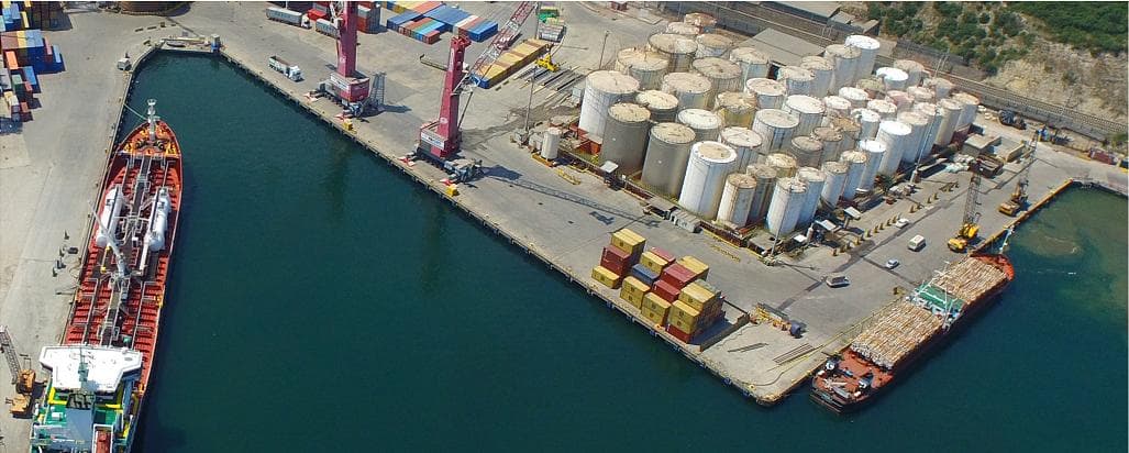 ASEAN Chemical Manufacturing: Bakit Nakakakuha ang Vietnam at Indonesia