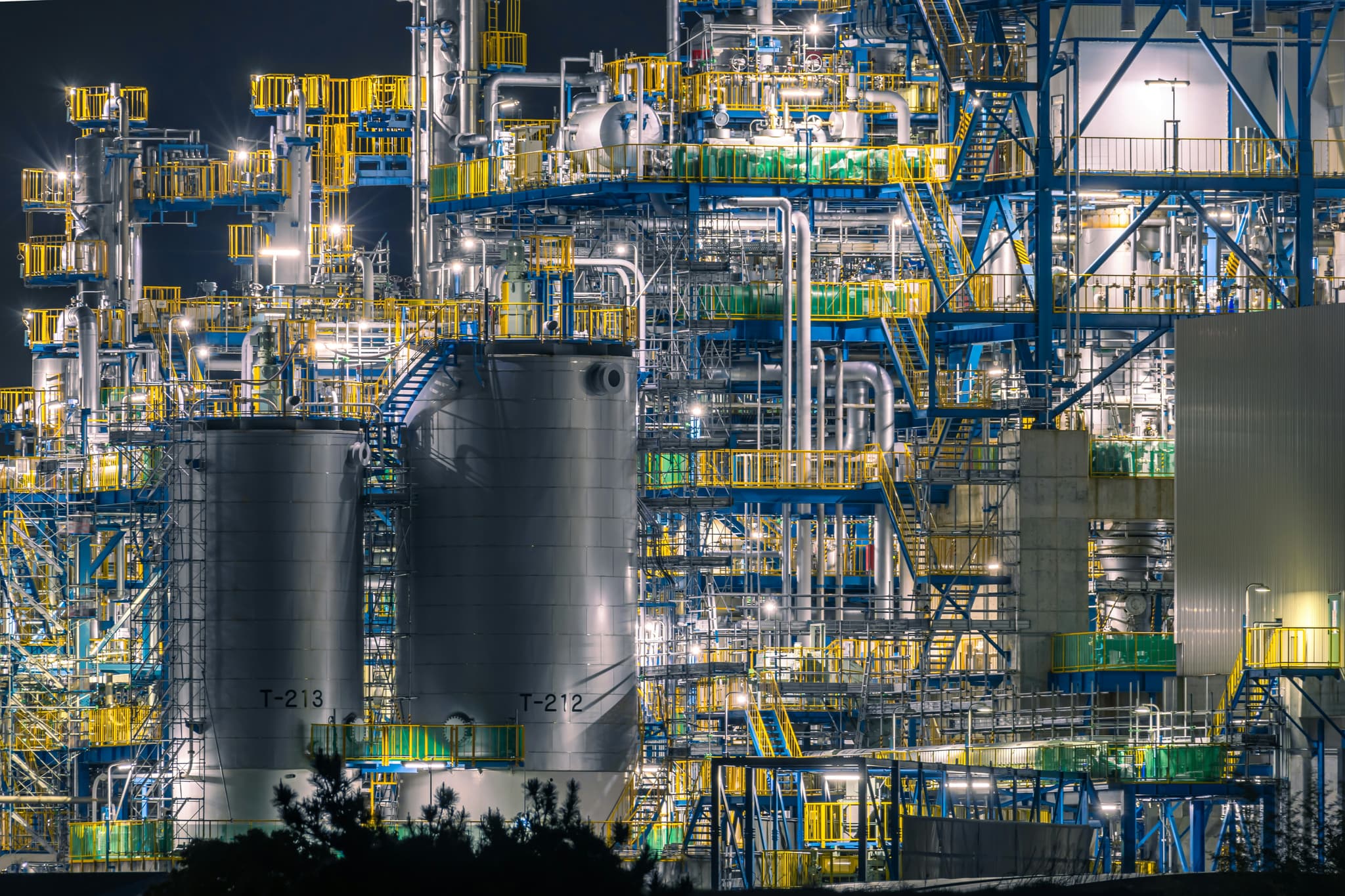 Mga nababagong Feedstock: Mga Langis ng Gulay kumpara sa Petrochemical