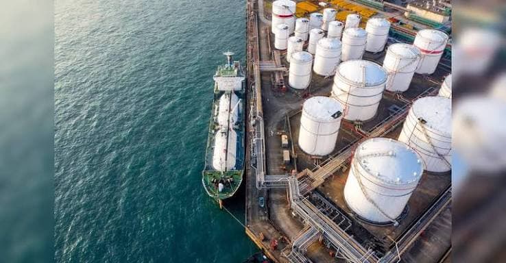 Ang 1,550-Vessel Backlog at ang Convoy Exit Queue: Gaano Katagal ang Aabutin Upang Mag-clear?