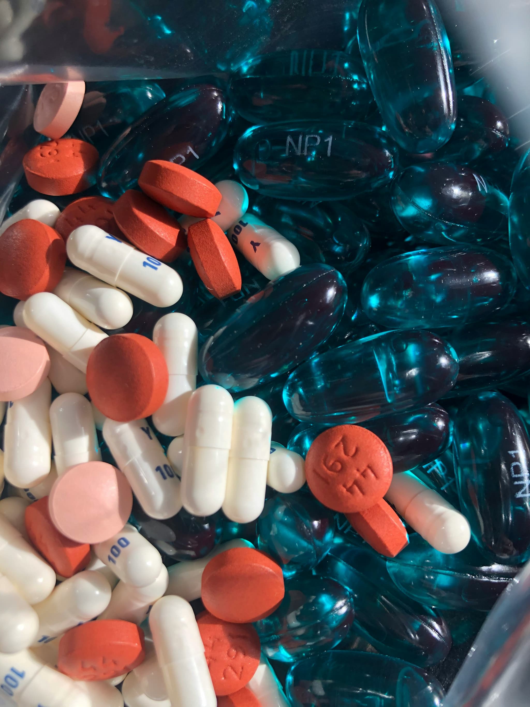 Suplay ng Nutraceutical: Ang Double Corridor Crisis at Amino Acid Logistics