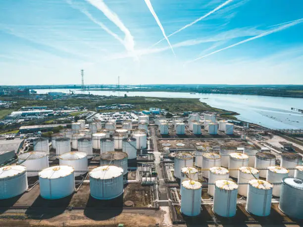 Polypropylen sa Inglatera: Ano ang Ibig Sabihin ng Lyondellbasell-to-Velogy Transfer para sa Mga Mamimili sa UK
